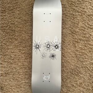 Business & Company USA Aim Low Board Size 8